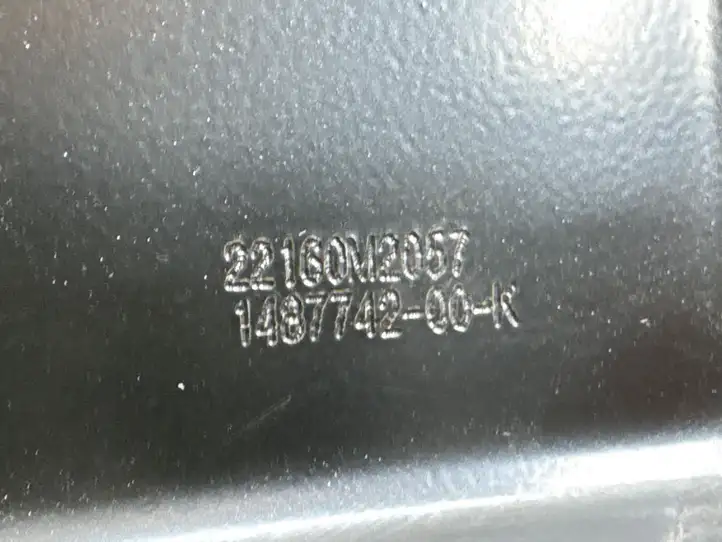 Tesla Model Y (2019 - 2024) 148774400C Другая часть кузова — фото 7