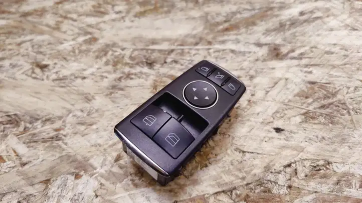 Mercedes-Benz SLK R172 (2011 - 2017) A1729057100 Блок кнопок стеклоподъемников — фото 2