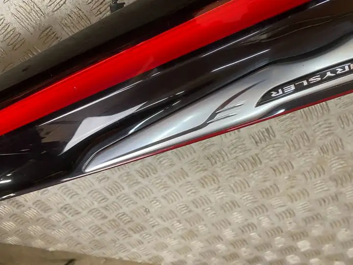 Chrysler Pacifica (2016 - ) 68444838AA Задний фонарь в крышке багажника — фото 29