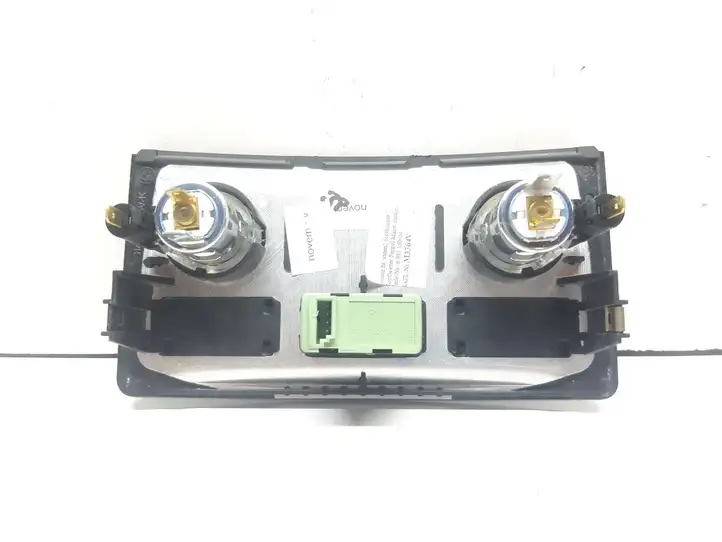 BMW 5 E60 E61 (2004 - 2010) 6951150 Накладка прикуривателя — фото 2