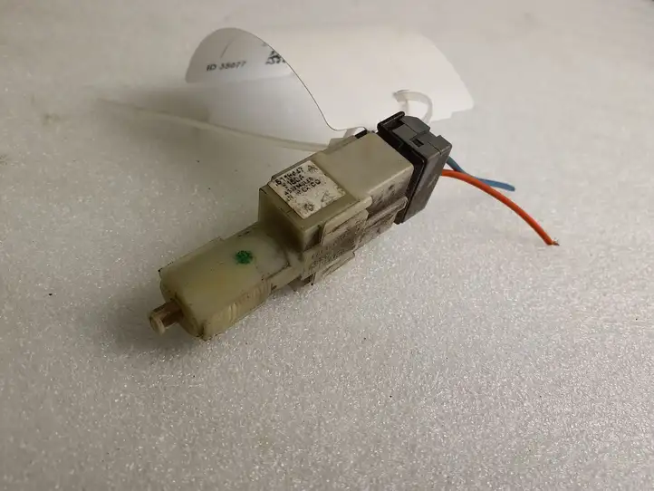 Hummer H3 (2005 - 2010) 15118447 Датчик педали тормоза — фото 4