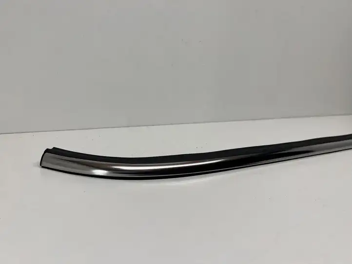 Mini Cooper Countryman F60 (2020 - 2023) 7390174 Накладка заднего стекла — фото 2