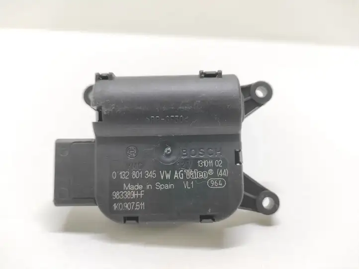 Audi Q3 8U (2011 - 2014) 0132801345 Двигатель задвижки потока воздуха — фото 2