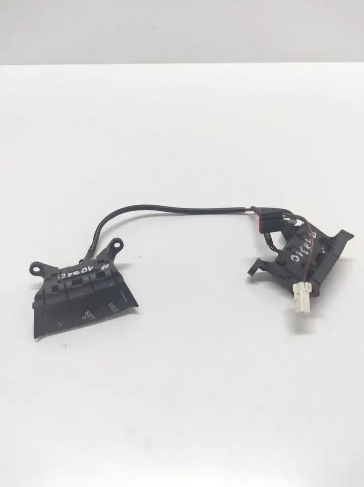Ford Focus (2005 - 2008) 4M5T9E740AA Кнопки на рулевом колесе — фото 4