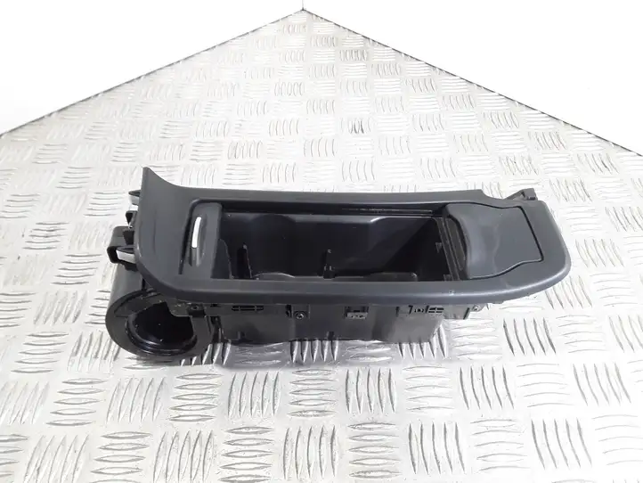 Honda Civic IX (2011 - 2017) GN62112060 Ящик центральной консоли — фото 2