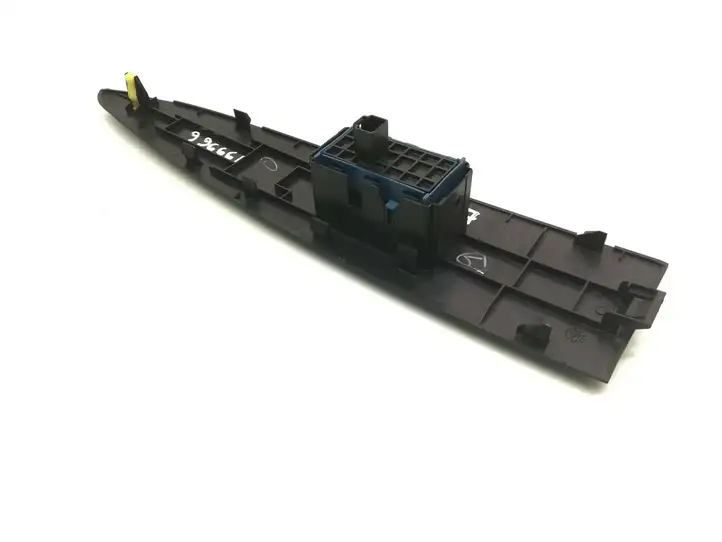 Toyota Avensis T270 (2009 - 2012) 74232-05240 Блок кнопок стеклоподъемников — фото 3