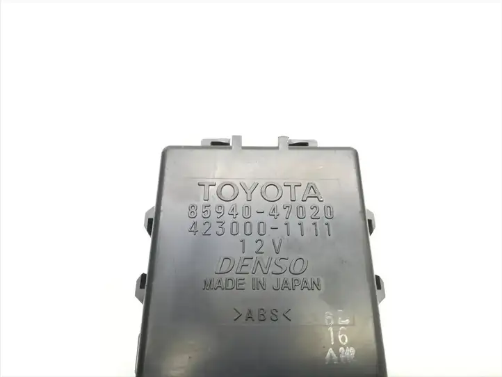Toyota Prius (XW30) (2009 - 2015) 85940-47020 Реле стеклоочистителей — фото 5