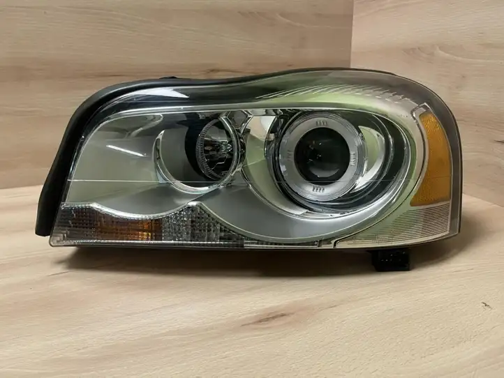 Volvo XC90 (2006 - 2014) 31111846 Передняя фара — фото 37