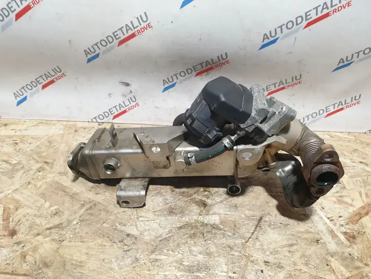 BMW 1 F20 F21 (2011 - 2019) 7810751 Охладитель клапана EGR — фото 2