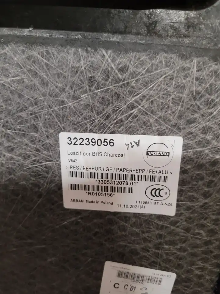 Volvo V90 Cross Country (2020 - ) 32239056 Пол багажника — фото 5