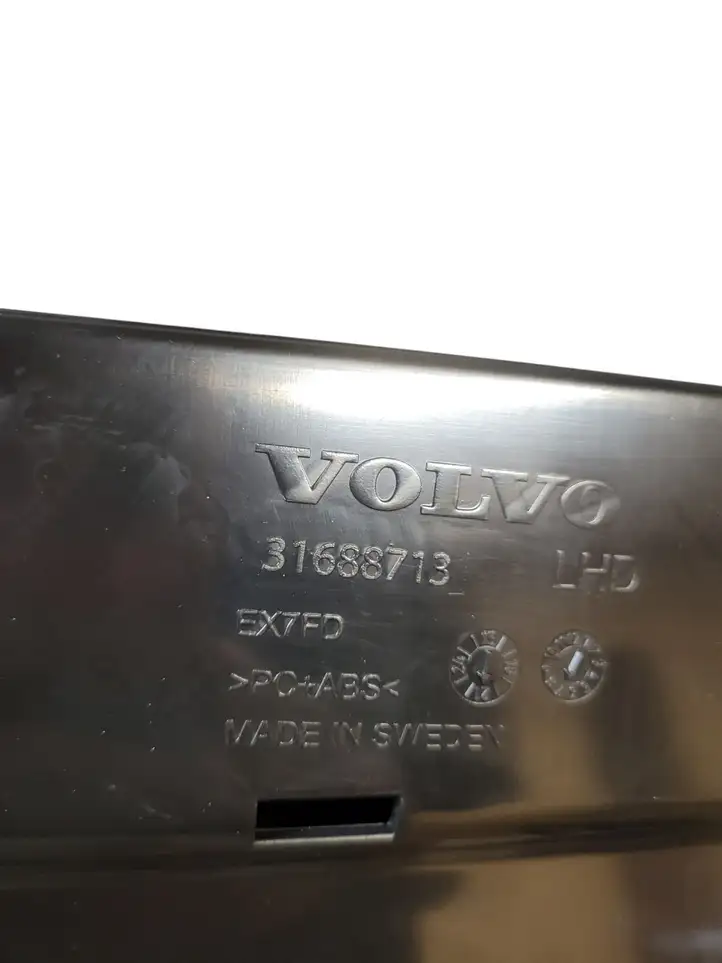 Volvo V90 Cross Country (2020 - ) 31688713 Демпфер бардачка — фото 4