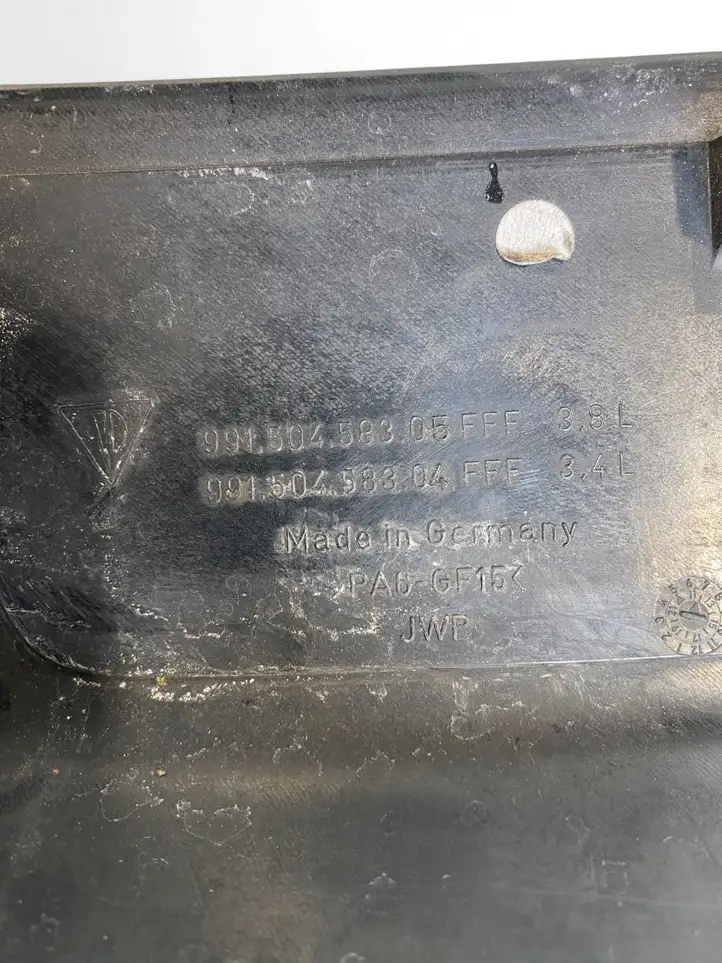 Porsche 911 991 (2011 - 2019) 99150458305 Крышка двигателя декоративная — фото 2