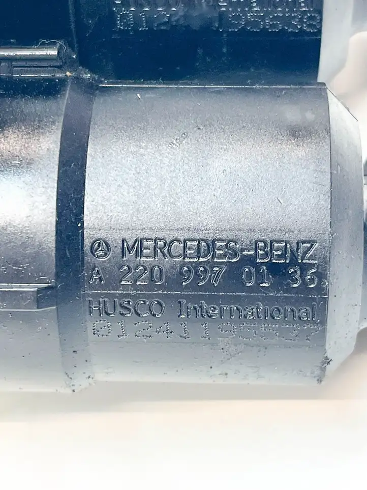 Mercedes-Benz SL R230 (2001 - 2012) A2203200358 Клапан рулевого механизма — фото 9