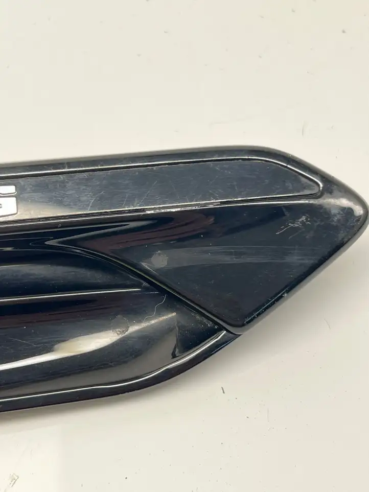 BMW M6 F06/F12/F13 (2012 - 2018) 7440100001 Поворотный фонарь крыла — фото 2