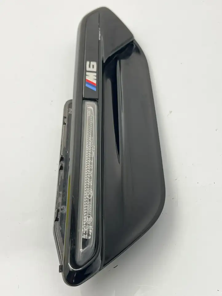 BMW M6 F06/F12/F13 (2012 - 2018) 7440100001 Поворотный фонарь крыла — фото 5