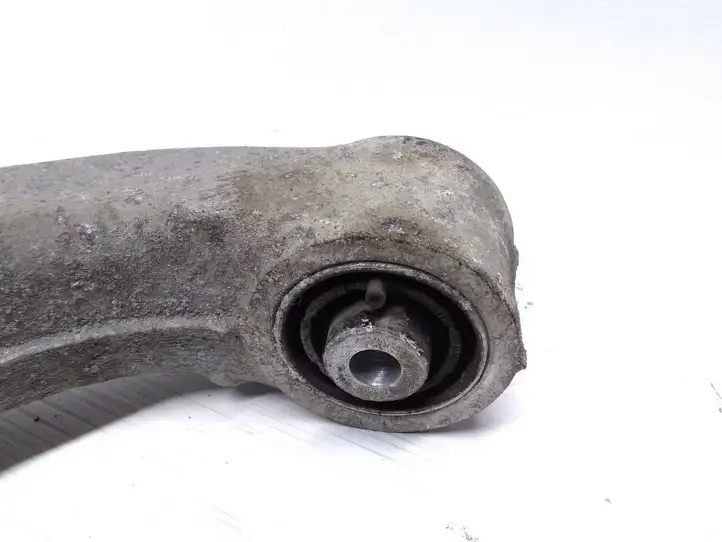 Audi A6   8K0505312J Вилы