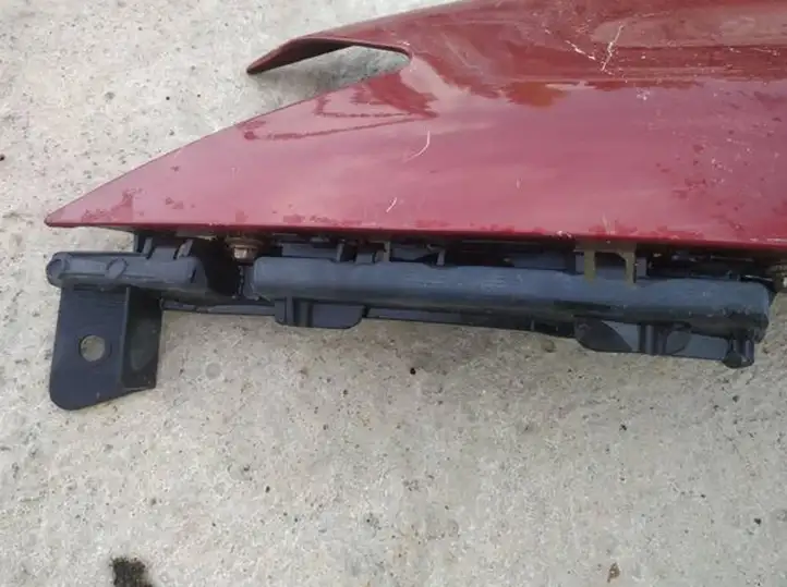 Renault Laguna III (2007 - 2015) Кронштейн переднего бампера — фото 1
