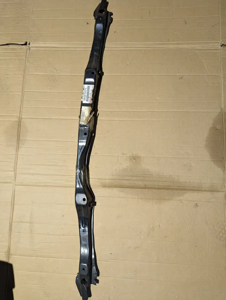 Toyota RAV 4 (XA30) (2006 - 2016) 5202942070 Кронштейн переднего бампера — фото 1