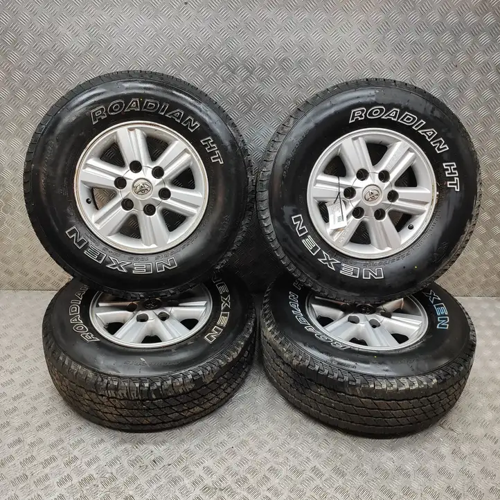 Toyota Hilux   426110KC20 Обод (ободья) колеса из легкого сплава R 15