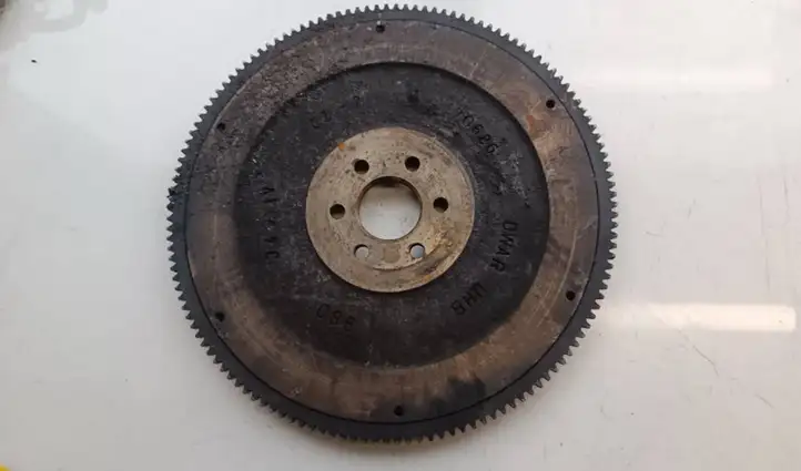 Daewoo Lanos    Маховик