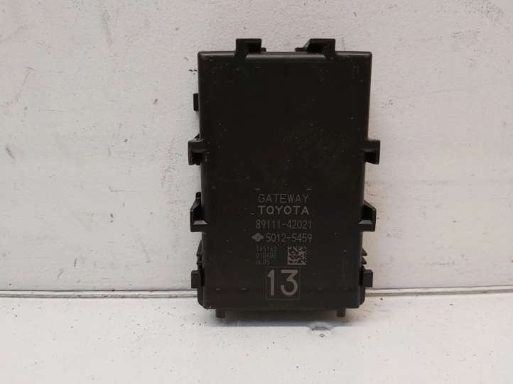 8911142021 Toyota RAV 4 (XA40) Gateway valdymo modulis