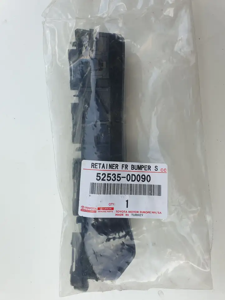 Toyota Yaris (2014 - 2019) 525350D090 Кронштейн переднего бампера — фото 1