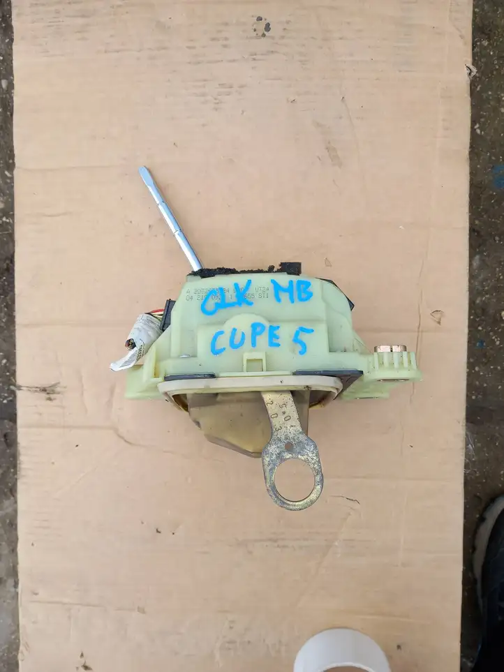 Mercedes-Benz CLK A209,C209 (2002 - 2009)  A2032675524 Механизм переключения передач (кулиса) (в салоне)