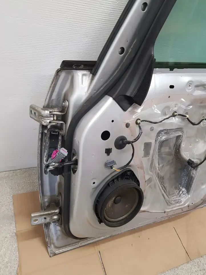 Opel Astra J (2009 - 2012) Дверь — фото 10
