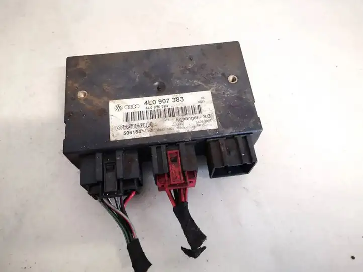 Audi Q7 4L (2005 - 2009) 4l0907383 Реле крюка для прицепа — фото 1