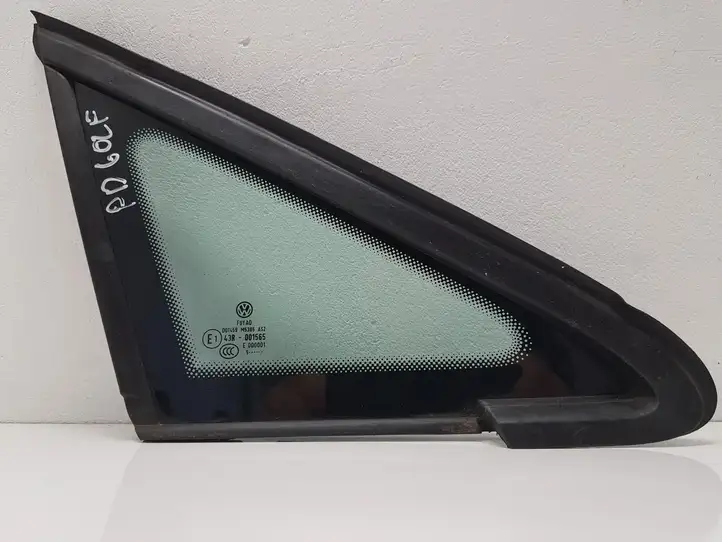 Volkswagen Golf VII (2013 - 2019) 5G0845412E Треугольное стекло кузова — фото 1