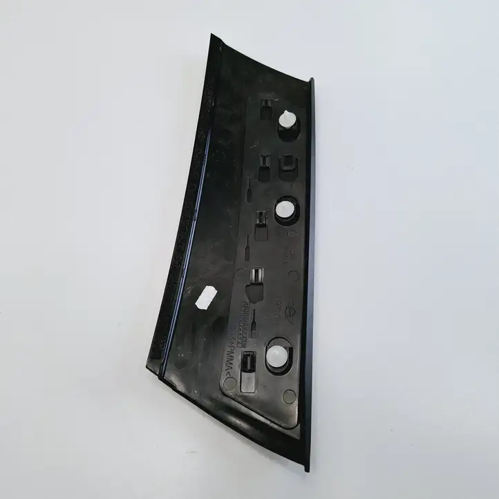 Mini One Cooper F56 F55 (2012 - 2022) 7300014 Облицовка заднего бокового стекла — фото 2