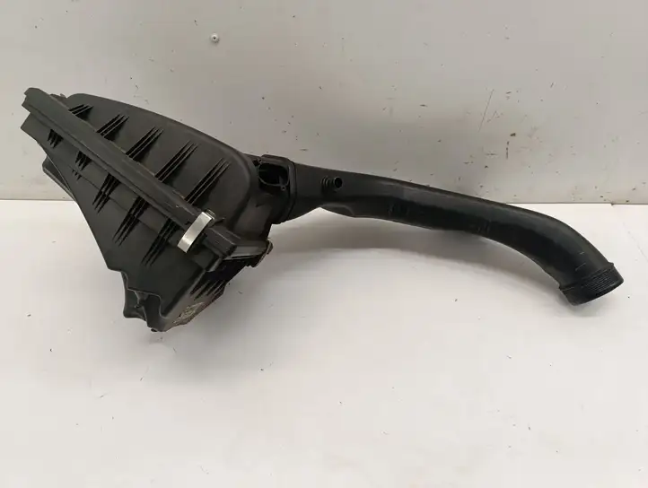 BMW 2 F22 F23 (2013 - 2017) 7602642 Корпус воздушного фильтра — фото 2