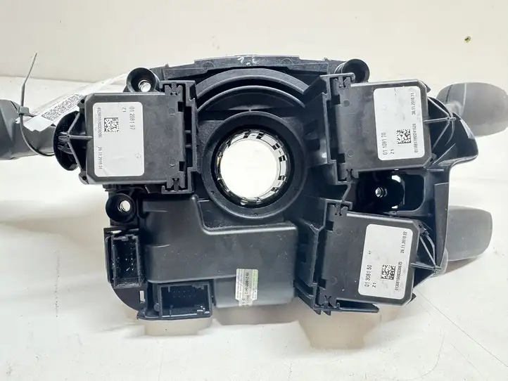 BMW 3 E90 E91 (2005 - 2012) 916976308 Подрулевой переключатель — фото 14