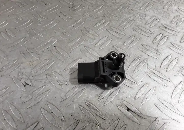 Mazda 3 II (2011 - 2013) 0281002401 Датчик давления воздуха впуска — фото 3