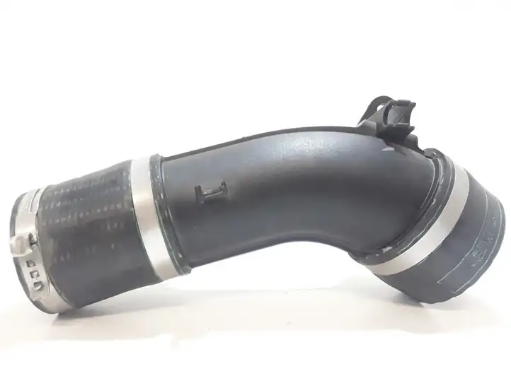 BMW M6 F06/F12/F13 (2012 - 2018) 13717843221 Трубка подачи воздуха — фото 2