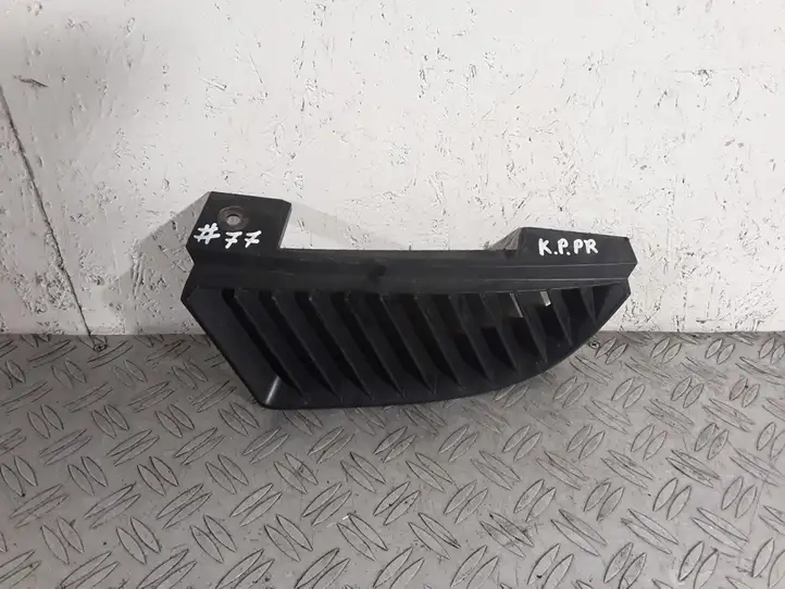 Mitsubishi Colt (2004 - 2008) MN127773 Нижняя решетка переднего бампера — фото 1