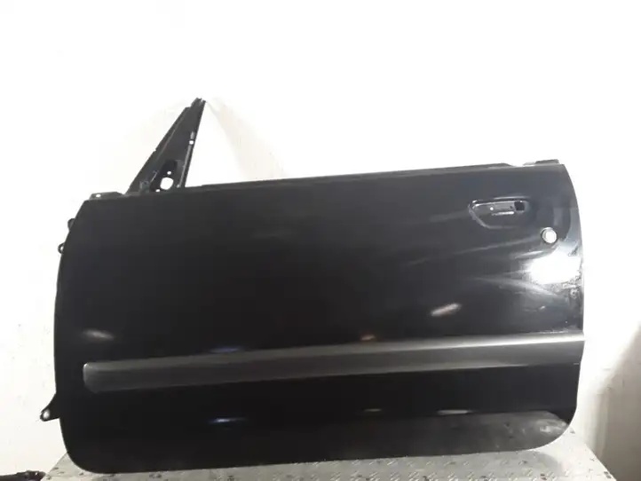 Mitsubishi Colt (2004 - 2008) Дверь — фото 1