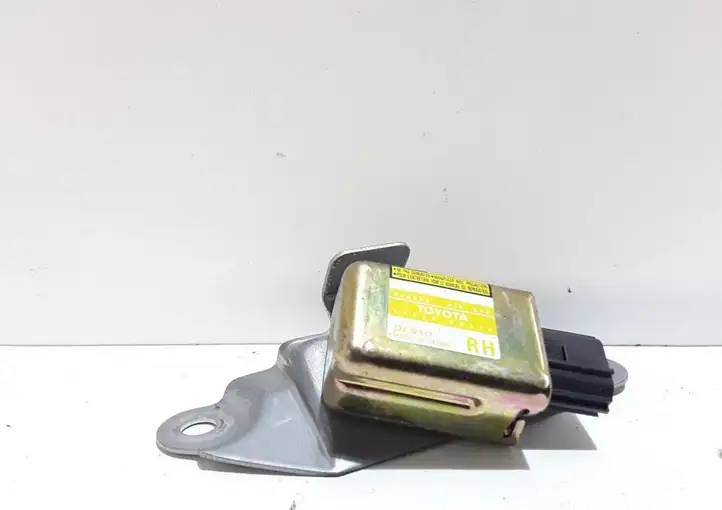 Toyota Land Cruiser (J120) (2002 - 2009) 8986060020 Датчик удара SRS — фото 4