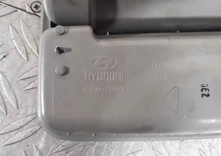 Hyundai Santa Fe (2005 - 2009) 928002BXXX Передняя подсветка — фото 3