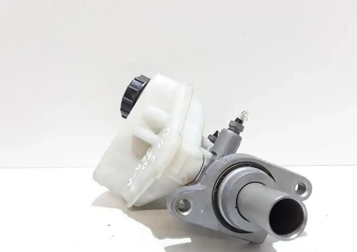 Volvo V70 (2007 - 2013) 03350885571 Главный тормозной цилиндр — фото 7