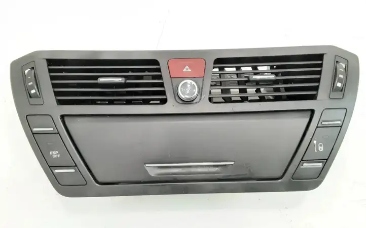 Citroen C4 I Picasso (2006 - 2013) 9685325780 Центральный воздушный дефлектор — фото 1