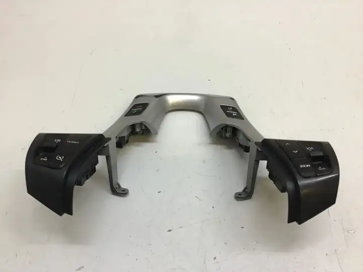 Kia Sorento (2009 - 2014) 967202P1001 Кнопки на рулевом колесе — фото 15