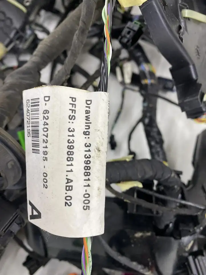 Volvo XC90 (2014 - 2019) 31398811 Прочая электропроводка — фото 3