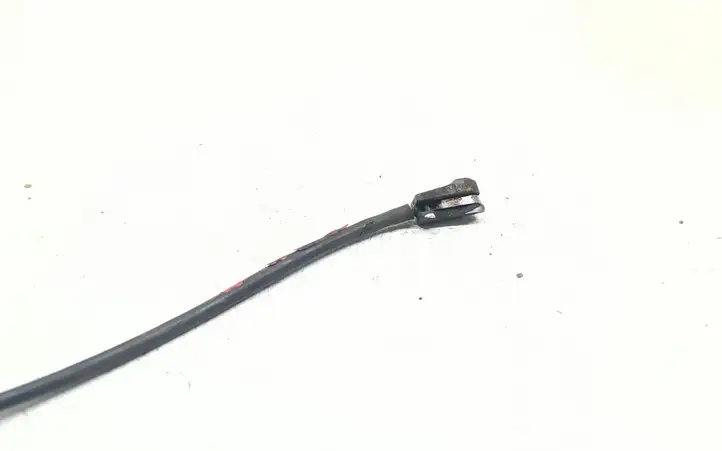 BMW 4 F32 F33 (2013 - 2017) Датчик износа тормозных колодок — фото 2