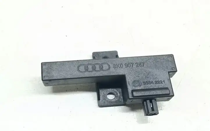Audi A6 C7 (2011 - 2014) 8K0907247 Усилитель антенны — фото 3