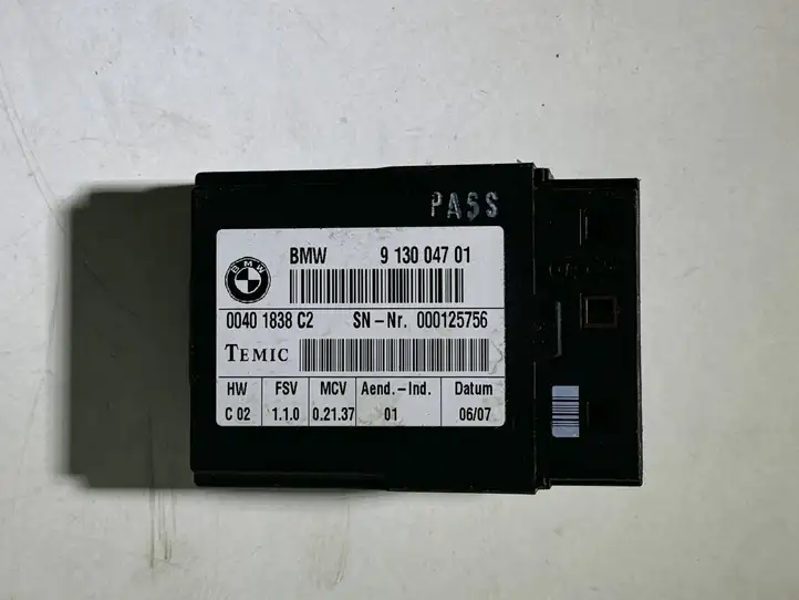 BMW 5 E60 E61 (2004 - 2010) 9130047 Реле предупреждения об ремнях безопасности — фото 1