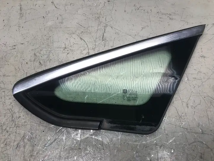 Opel Astra J (2009 - 2012) DOT459M540AS2 Треугольное стекло кузова — фото 1