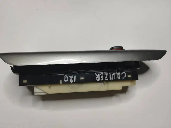 Toyota Land Cruiser (J120) (2002 - 2009) 8404060050 Блок кнопок стеклоподъемников — фото 3