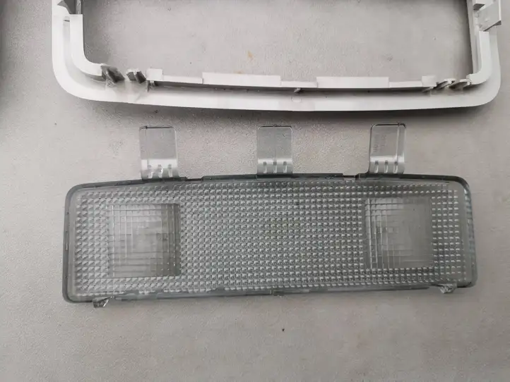 Toyota Avensis T250 (2006 - 2009) 17670010 Передняя подсветка — фото 7