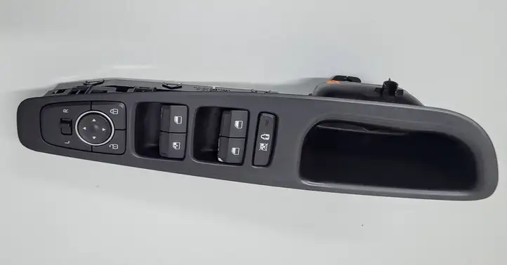 Hyundai Santa Fe (2018 - 2020) 93571s1050 Блок кнопок стеклоподъемников — фото 1